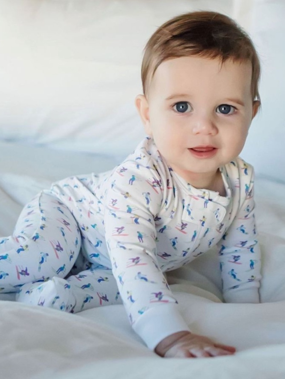 Lila and Hayes Baby 12-18 months One-Piece Zipper Pajamas Pink & Blue Ski Skier